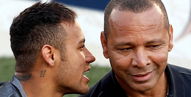 Neymar habla con su padre