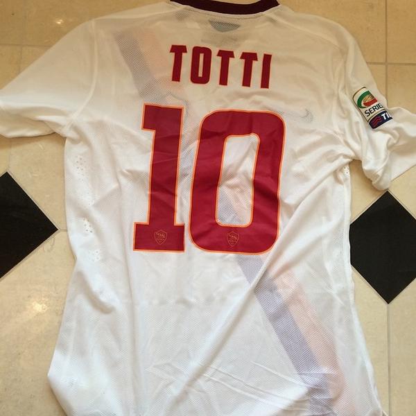 Camiseta Totti