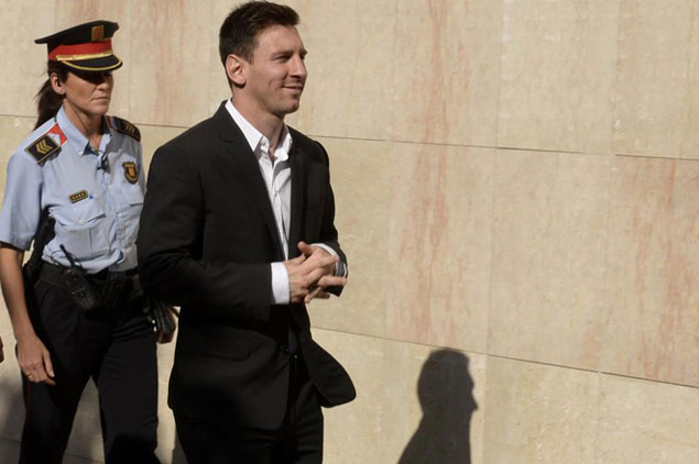 Leo Messi entrando en el juzgado