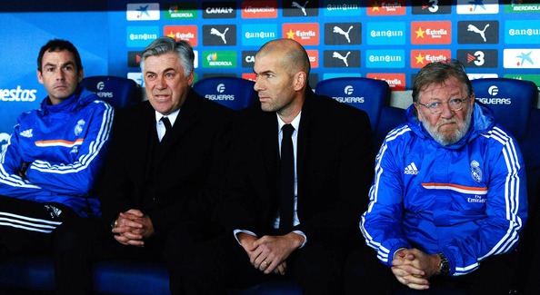 El Girondins de Burdeos confirma negociaciones con Zidane