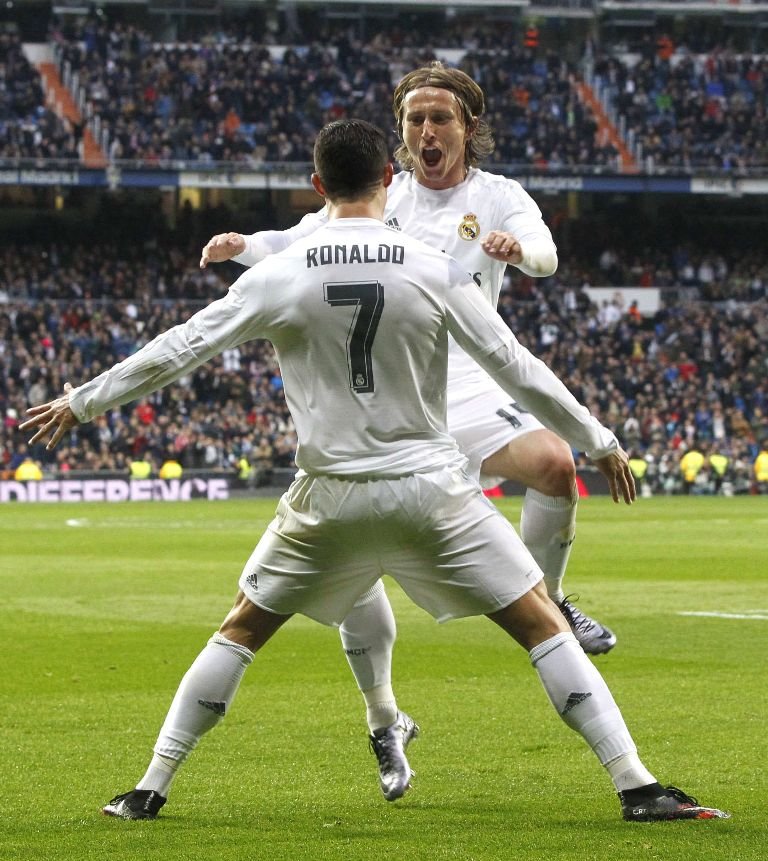 Modric y Cristiano Ronaldo en un partido con el Real Madrid