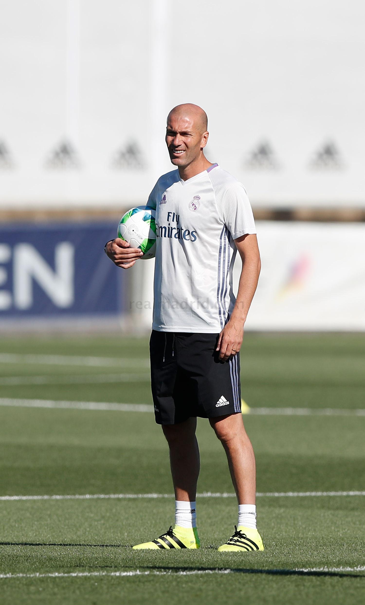 Zidane en el entrenamiento del pasado domingo