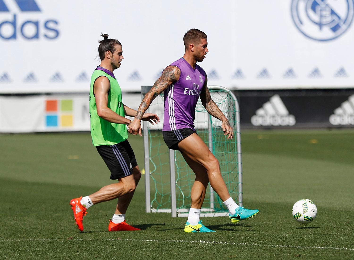 Ramos y Bale en el entrenamiento de este lunes