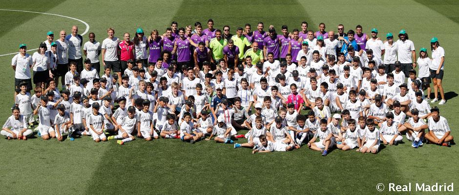 La visita de los niños del Campus al Real Madrid