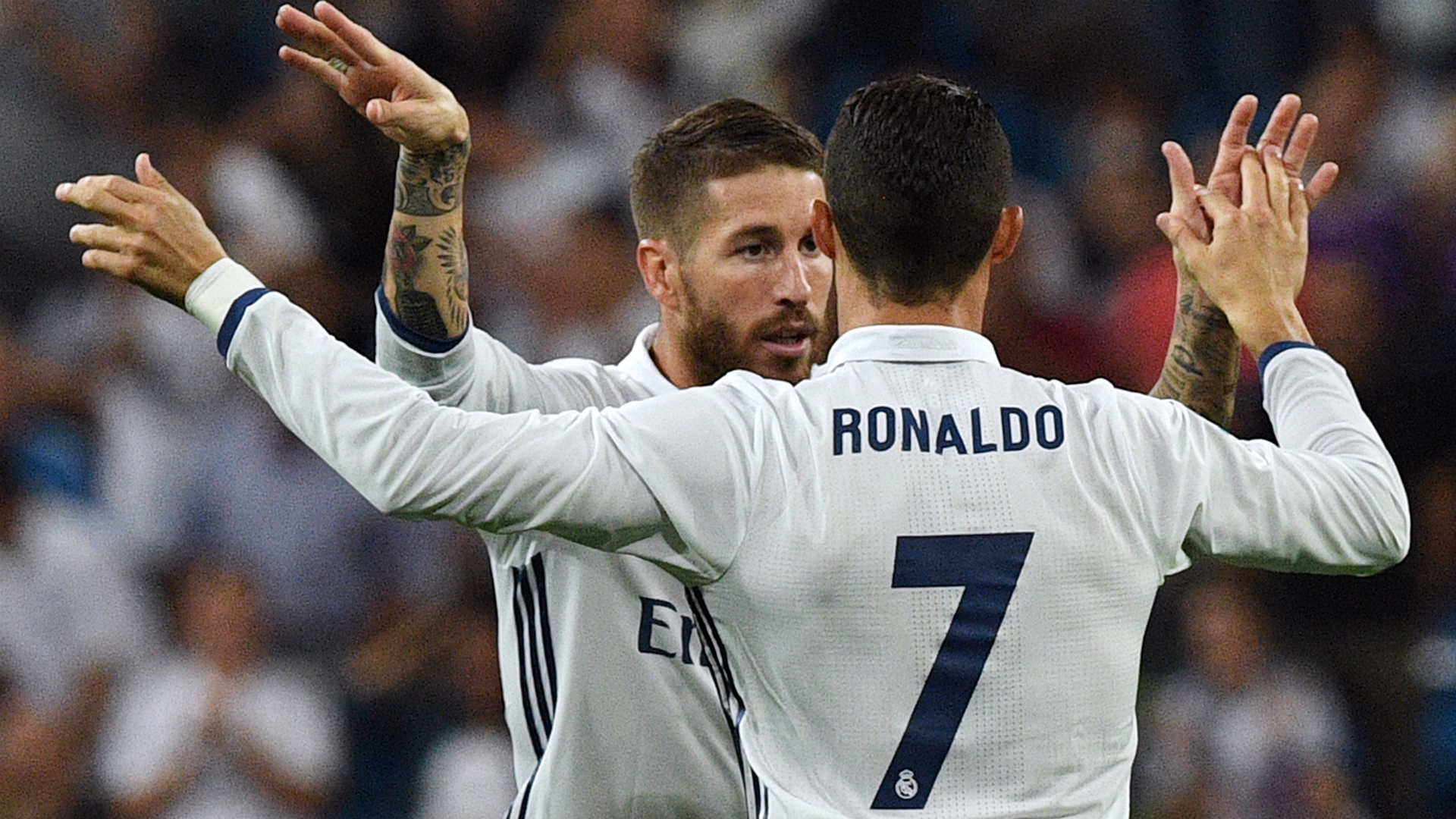 Ramos y Cristiano celebran un gol
