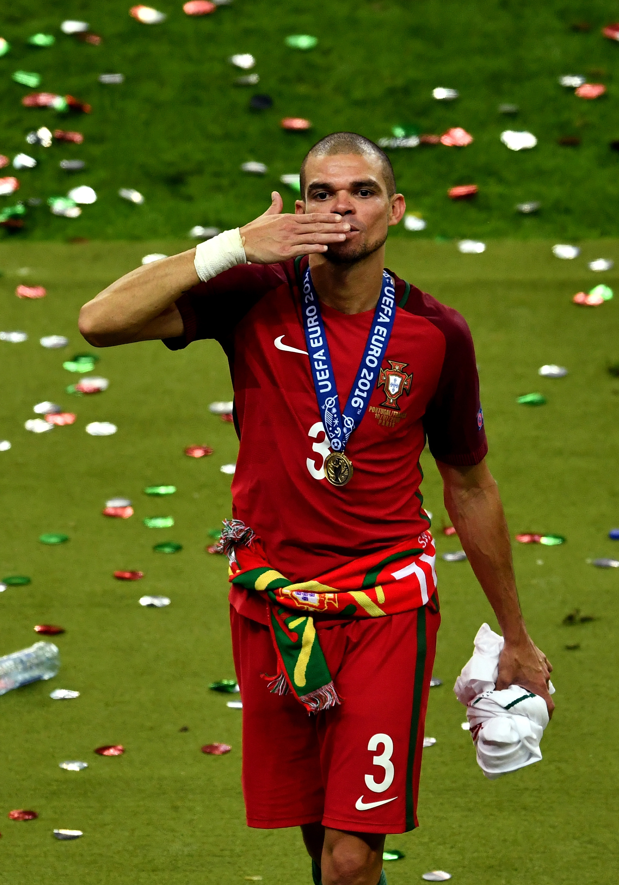 Pepe, beso, Eurocopa