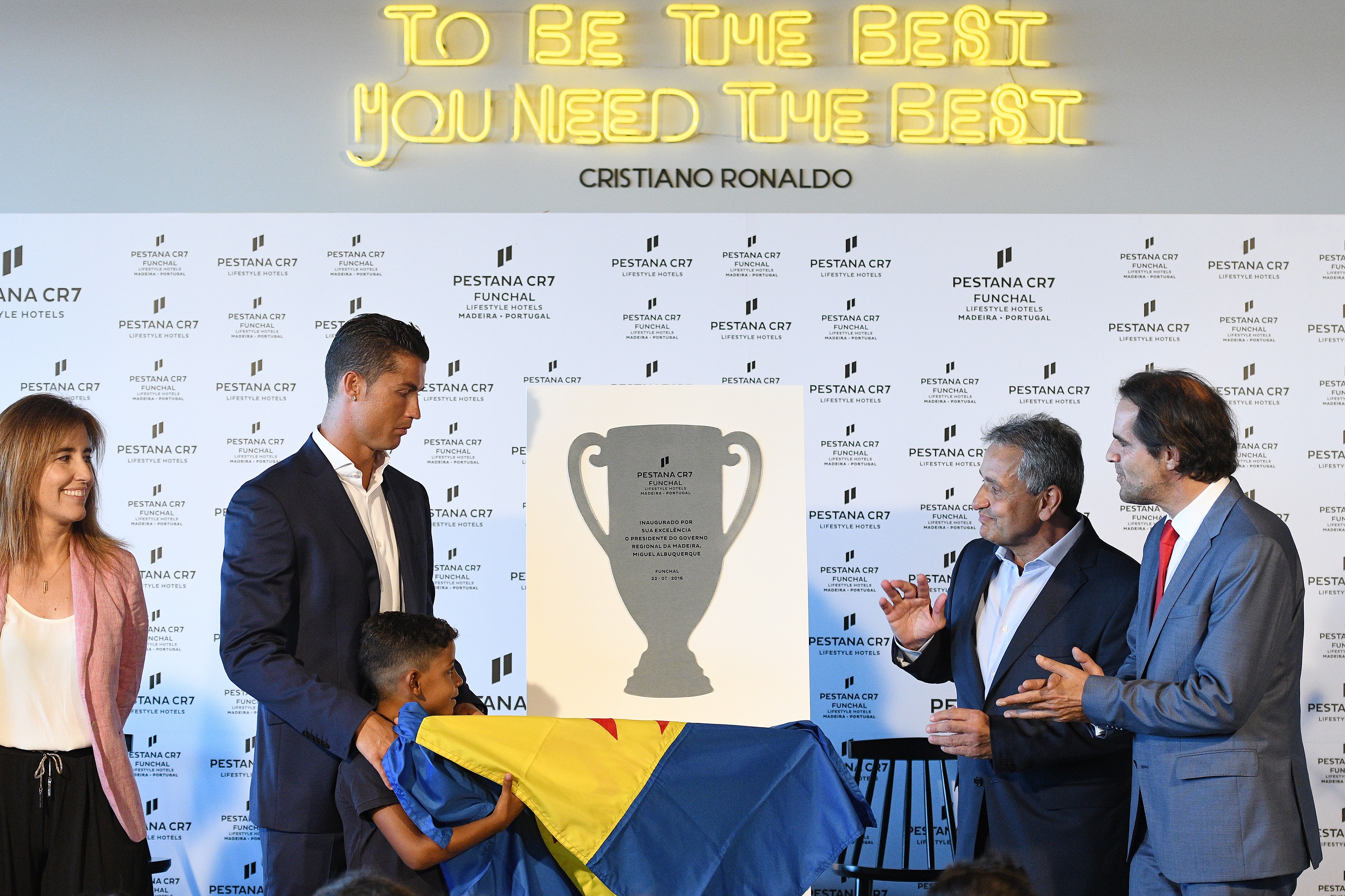 Cristiano Ronaldo, inauguración, hotel