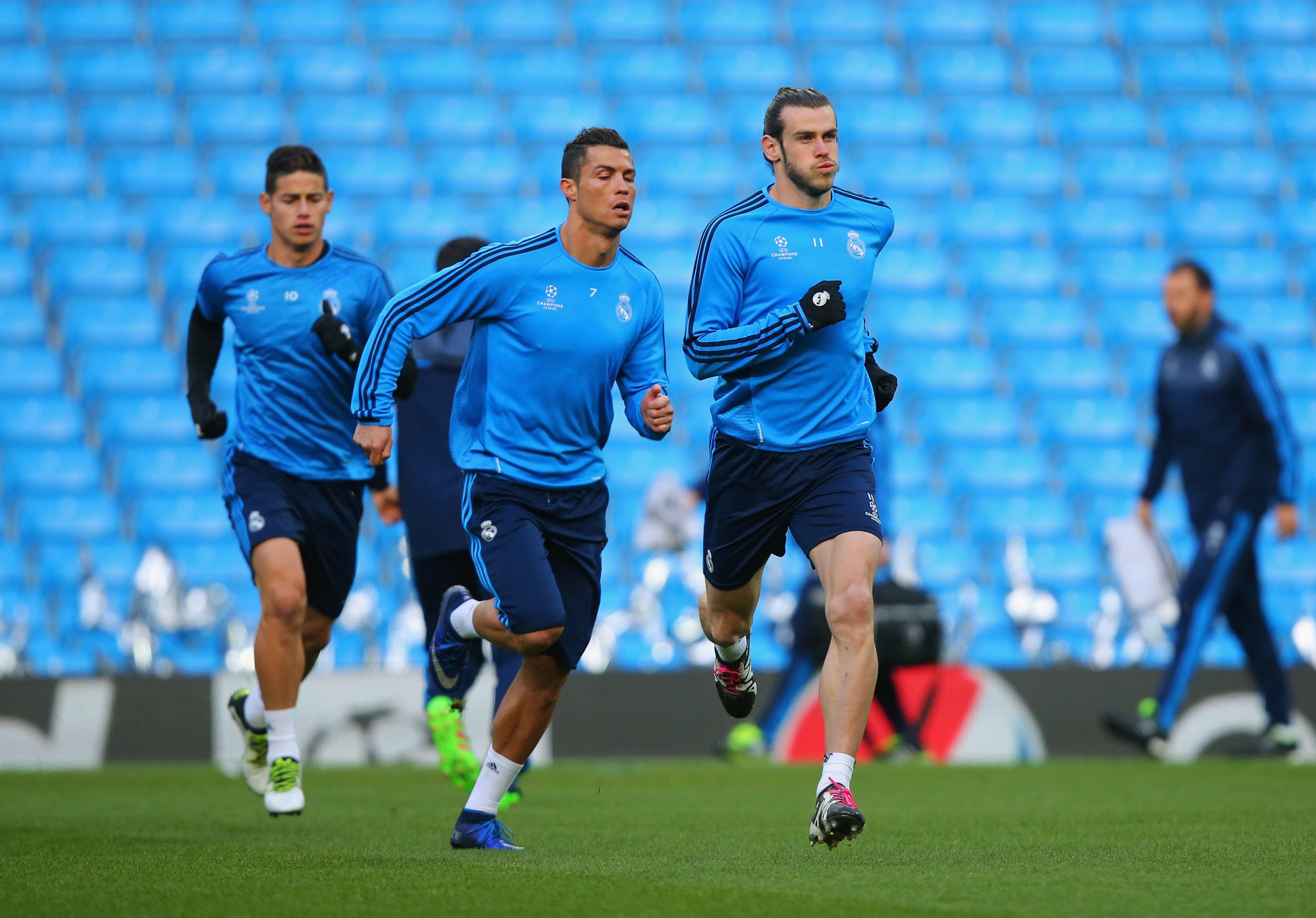 Bale, Cristiano y James en un entrenamiento