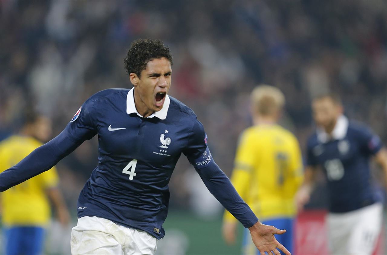 Varane celebra gol con Francia