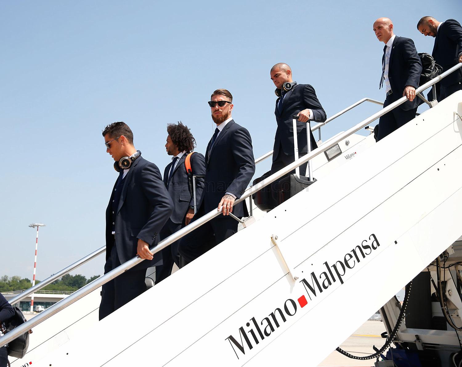 capitanes, Milán, avión, Champions
