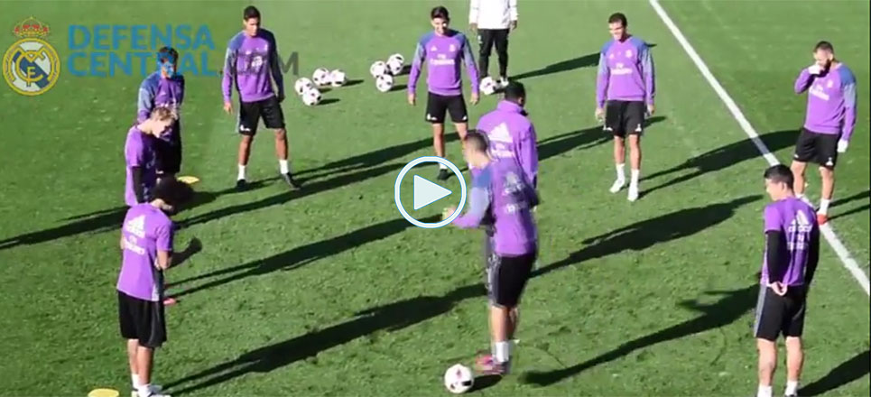 El 'pase de la rana' de Cristiano Ronaldo en el entrenamiento