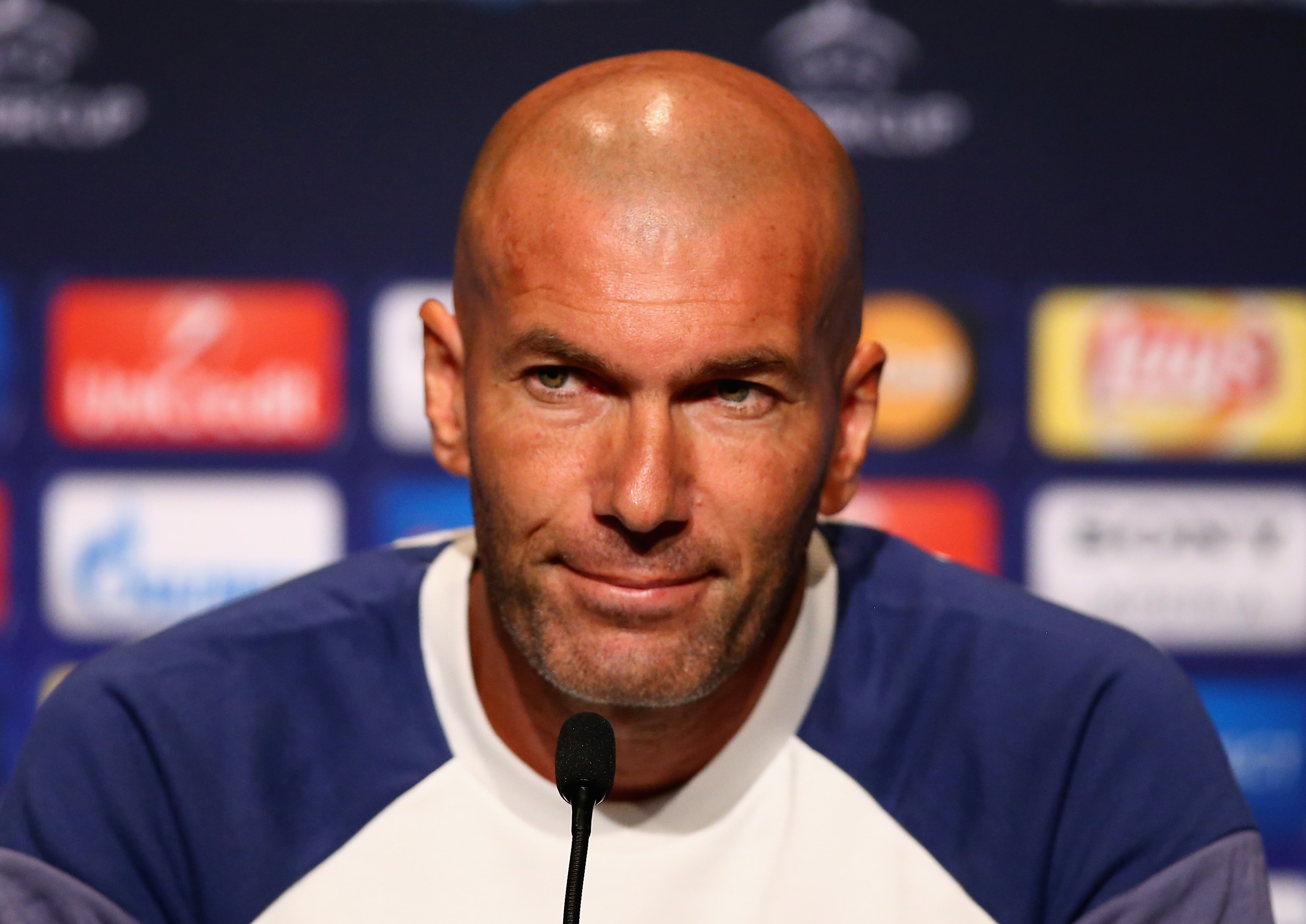 Zidane dando una rueda de prensa