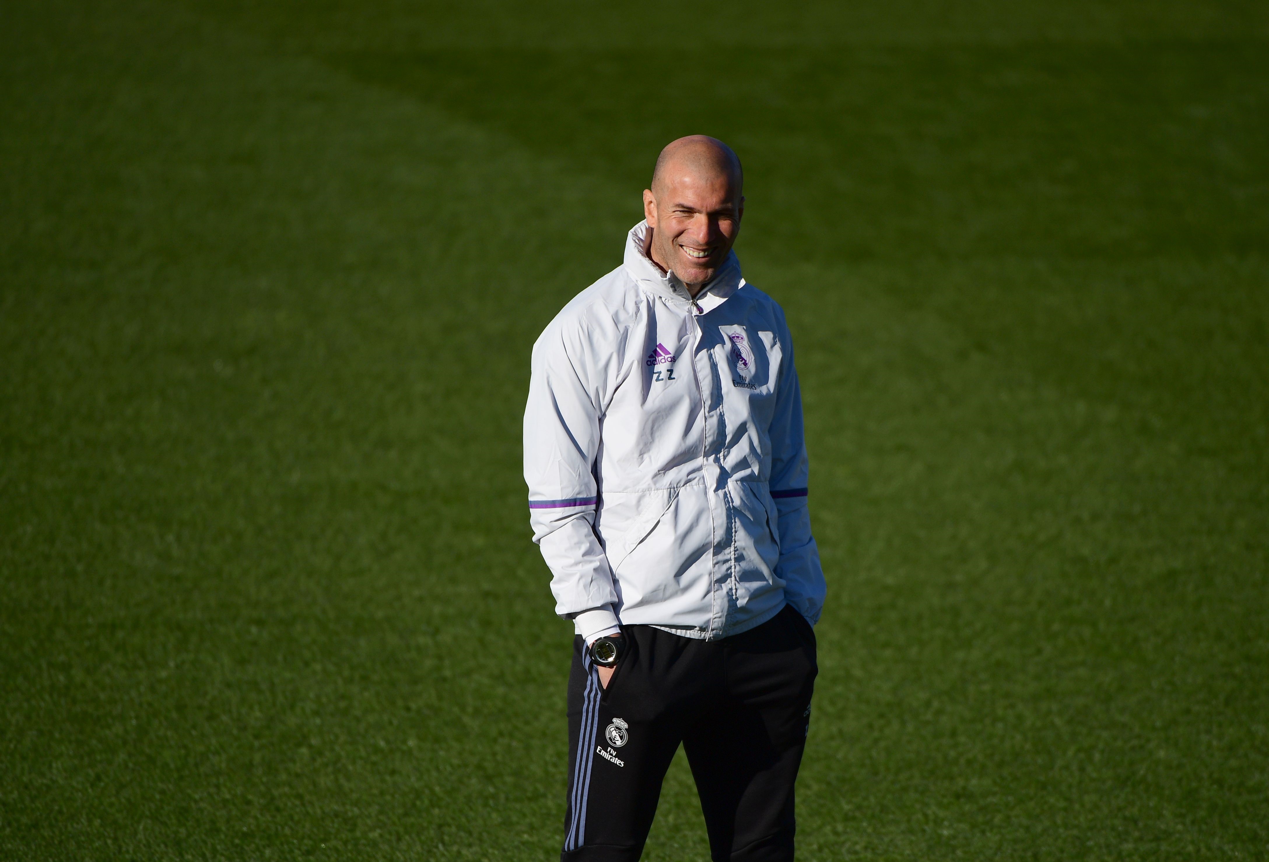 Zidane en un entrenamiento del Madrid
