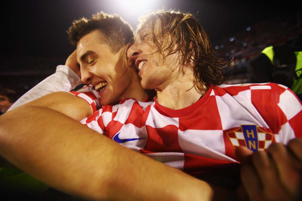 Modric y Kovacic celebran uno éxito con Croacia