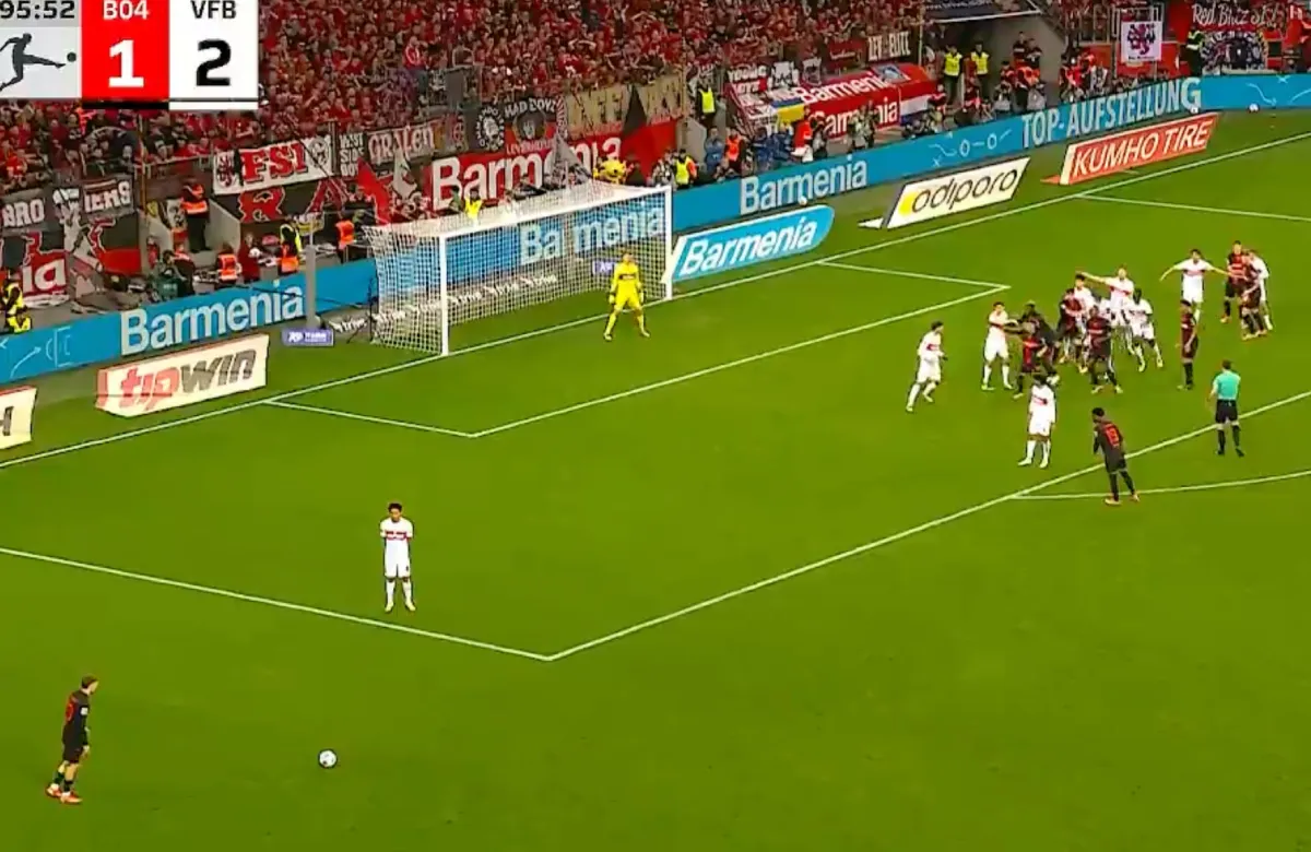 El Leverkusen de Xabi Alonso lo vuelve a hacer: perdían el invicto y llega el gol en el descuento