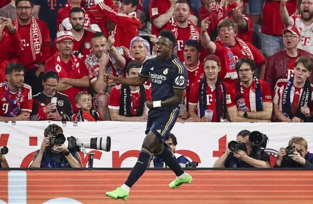 Vinicius, celebrando uno de sus goles en el Allianz Arena frente al Bayern.