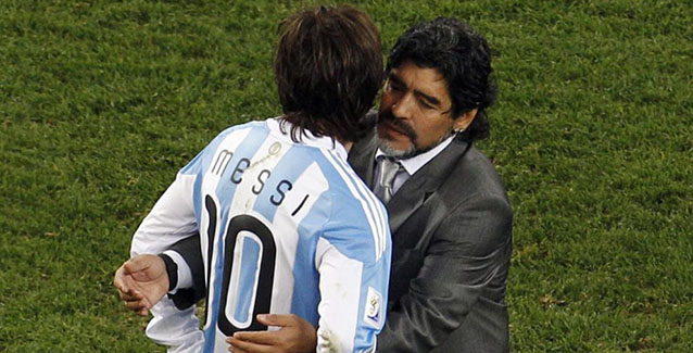 Maradona con Leo Messi en 2010