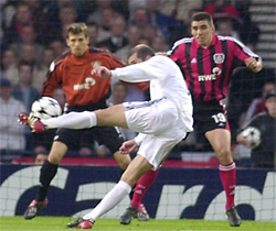 El remate de Zidane visto desde atrás