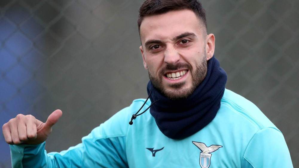 El PSG estaría detrás de Mario Gila, de la Lazio, según informan desde Italia. El PSG estaría detrás de Mario Gila, de la Lazio, según informan desde Italia.