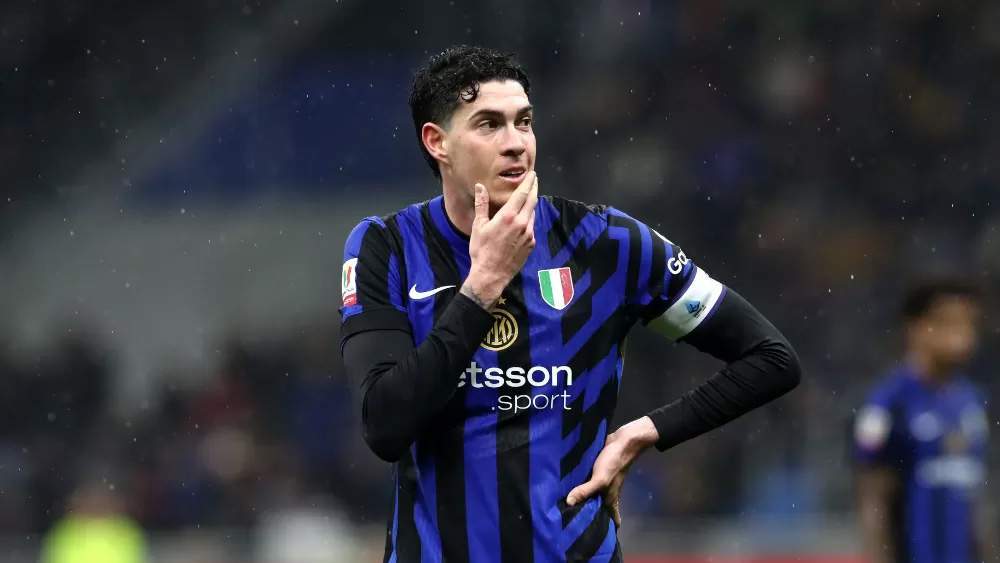 Bastoni jugando con el Inter Bastoni jugando con el Inter