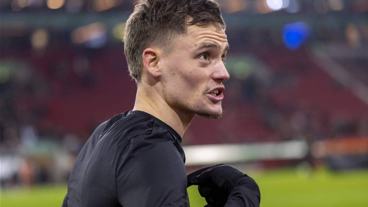 Florian Wirtz después de un partido con el Bayer Leverkusen Florian Wirtz después de un partido con el Bayer Leverkusen