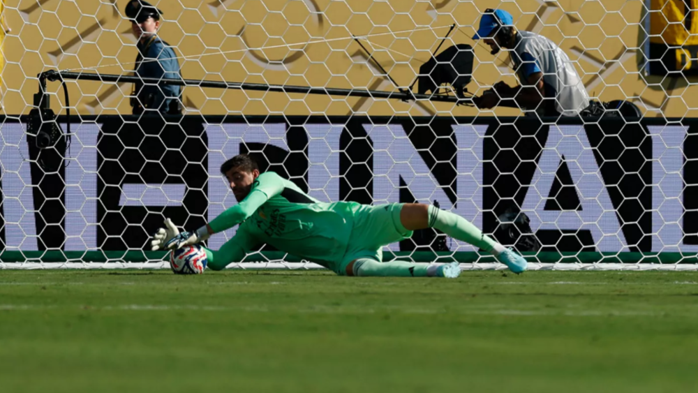 courtois parada madrid borussia courtois parada madrid borussia