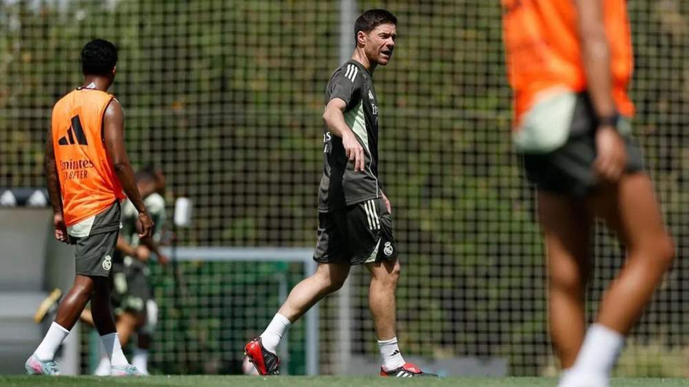 xabi alonso entreno valdebebas xabi alonso entreno valdebebas