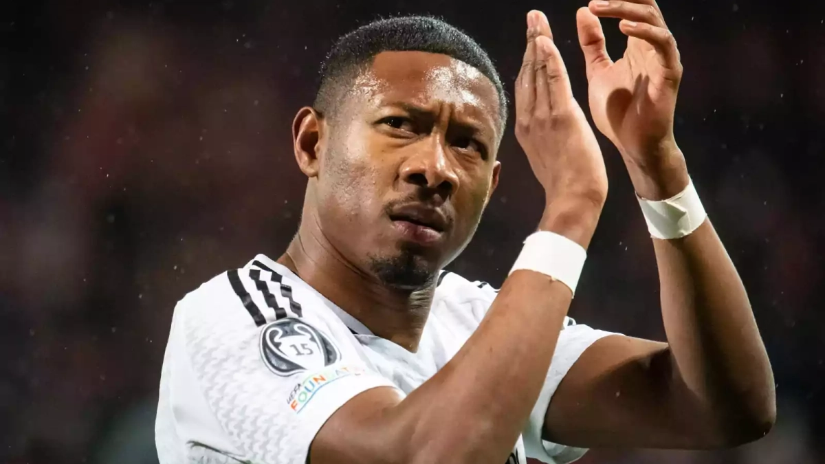 David Alaba aplaudiendo durante un partido del Real Madrid. David Alaba aplaudiendo durante un partido del Real Madrid.