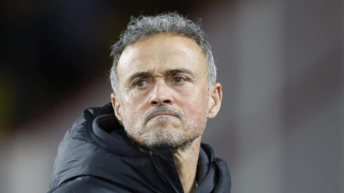 Luis Enrique durante el partido ante el AS Mónaco Luis Enrique durante el partido ante el AS Mónaco