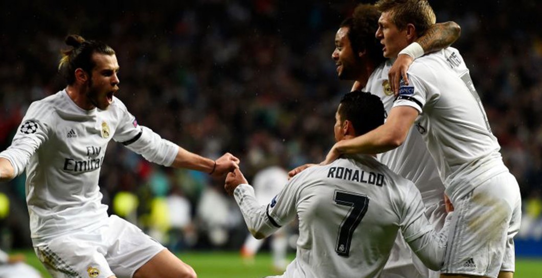 Jugadores Real Madrid celebran gol Wolfsburgo