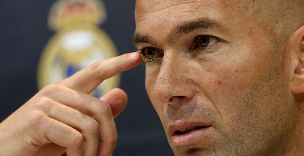 Zidane en una de sus ruedas de prensa