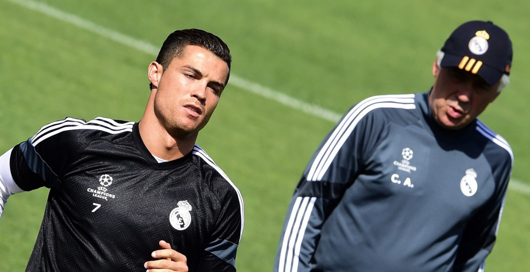 Ancelotti y Cristiano en un entrenamiento del Madrid