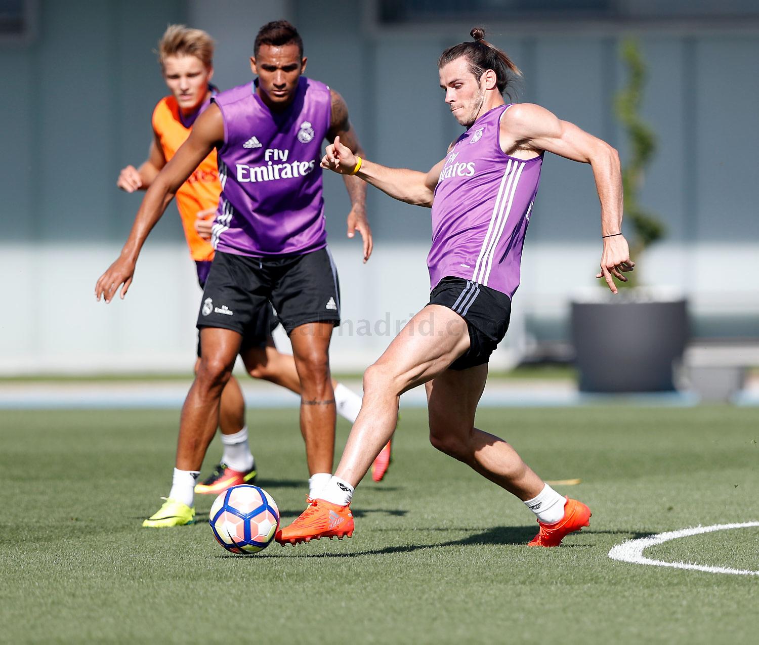 Bale en uno de sus entrenamientos en Valdebebas
