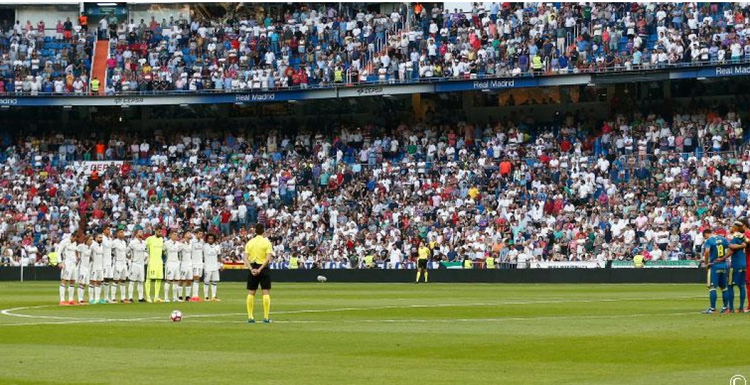 Minuto de silencio en el Bernabéu