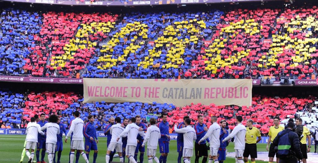 Mosaico en el Camp Nou el día del Clásico