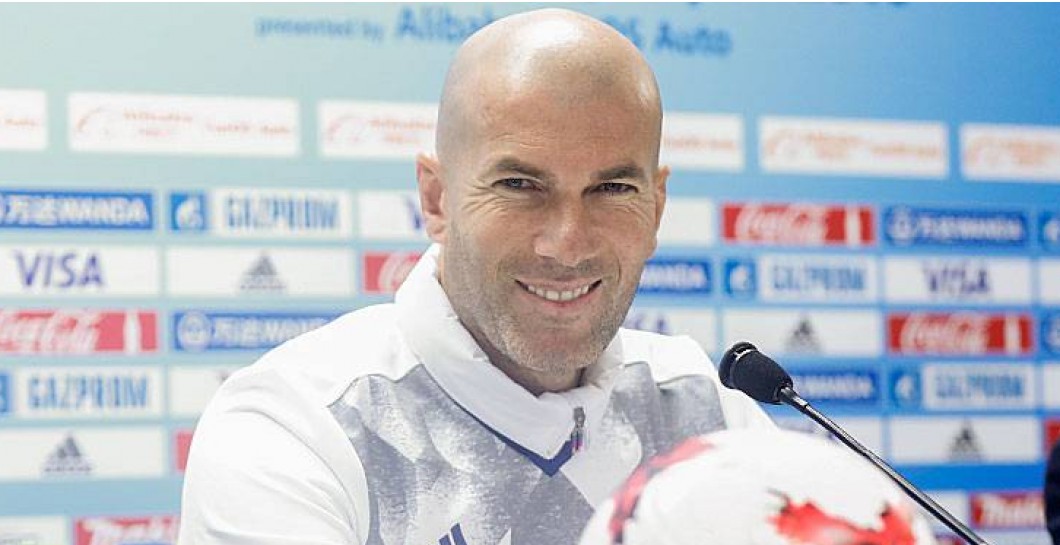Zidane en la rueda de prensa celebrada en Yokohama