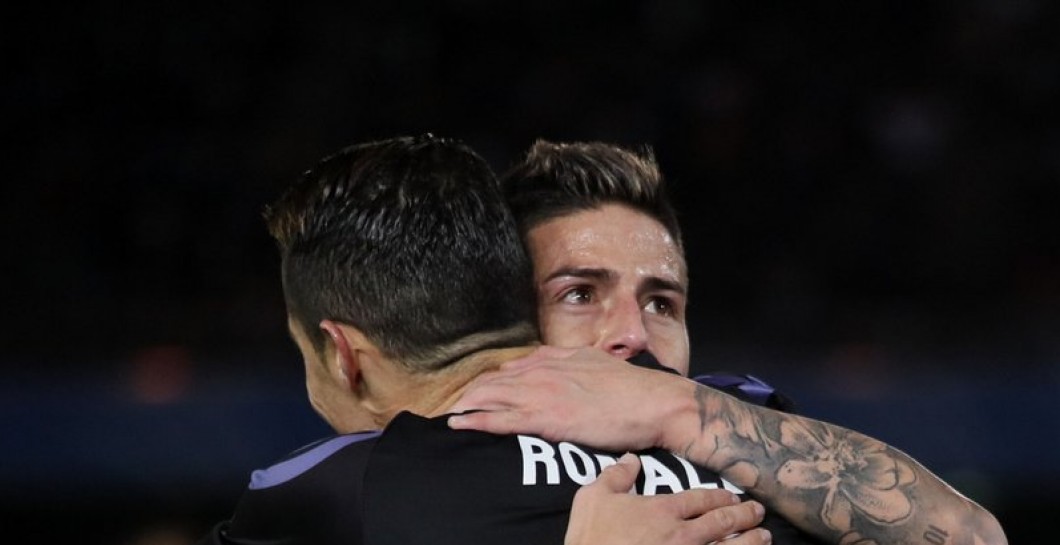 James abraza a Cristiano en el Mundial de Clubes