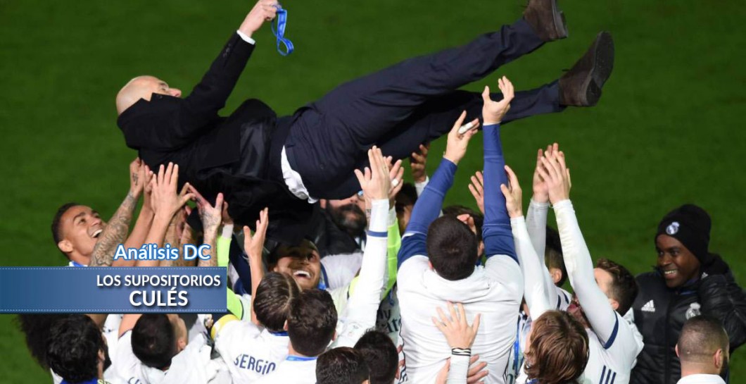 La plantilla mantea a Zidane