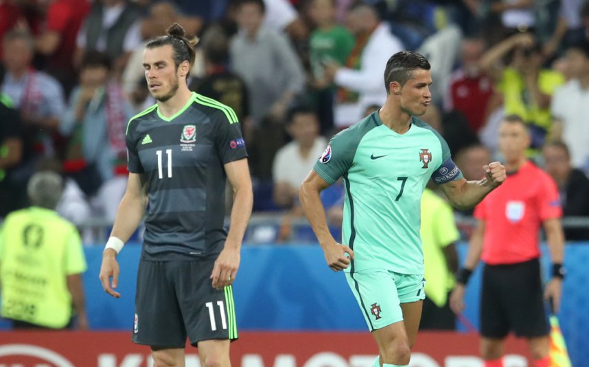Bale y Cristiano en su enfrentamiento en semifinales