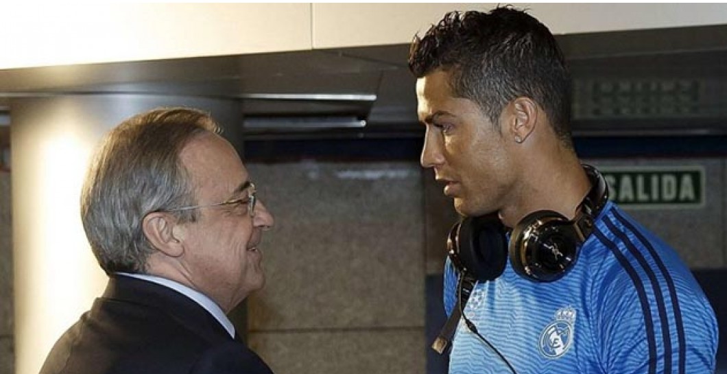 Cristiano Ronaldo habla con Florentino Pérez