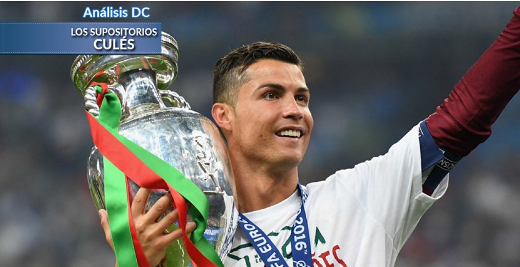 Cristiano Ronaldo saluda agarrado a la Eurocopa