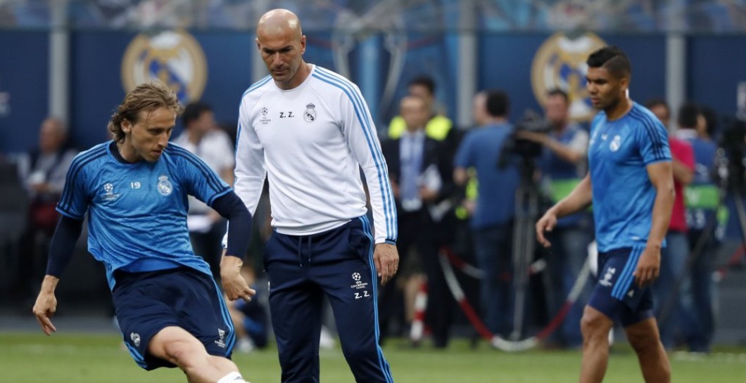 Zidane y Modric entrenamiento Champions