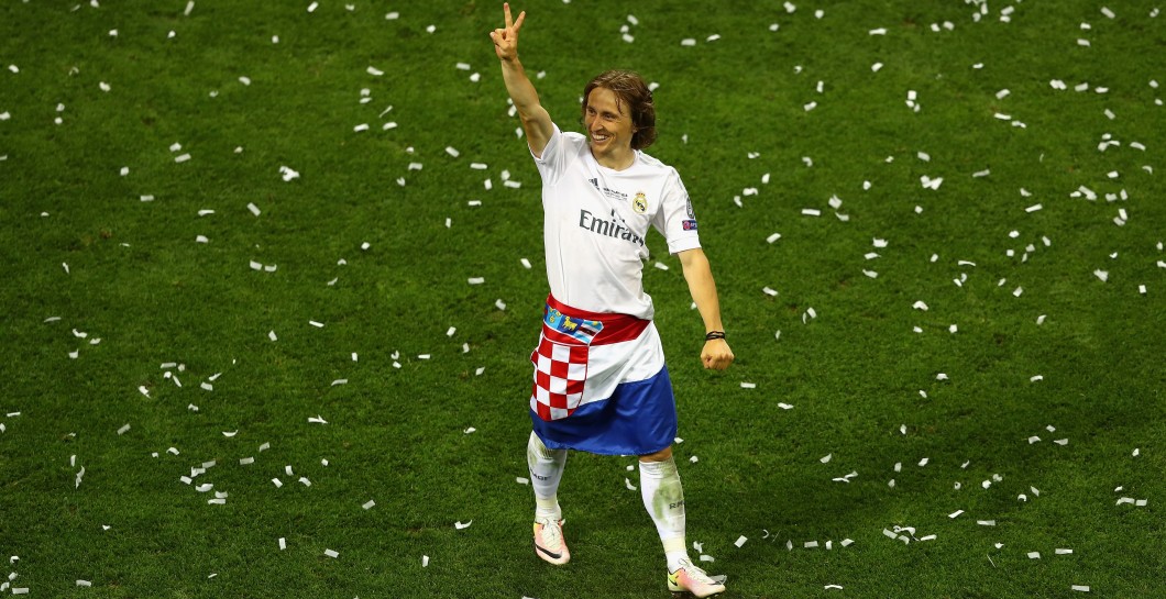 Luka Modric celebra la Champions en San Siro