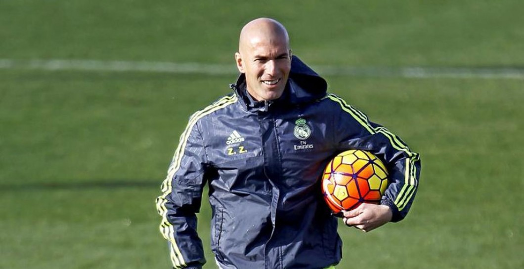 Zidane, sonríe, entrenamiento, Real Madrid