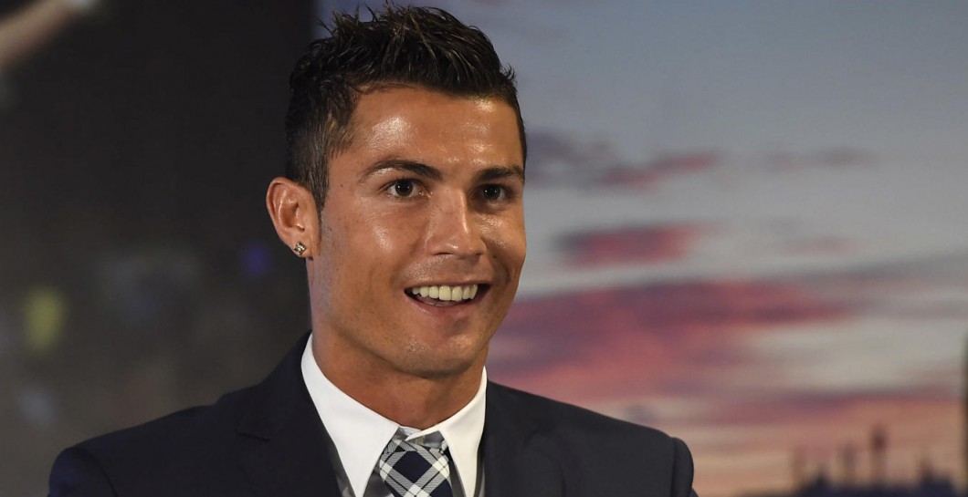 Cristiano Ronaldo, en traje
