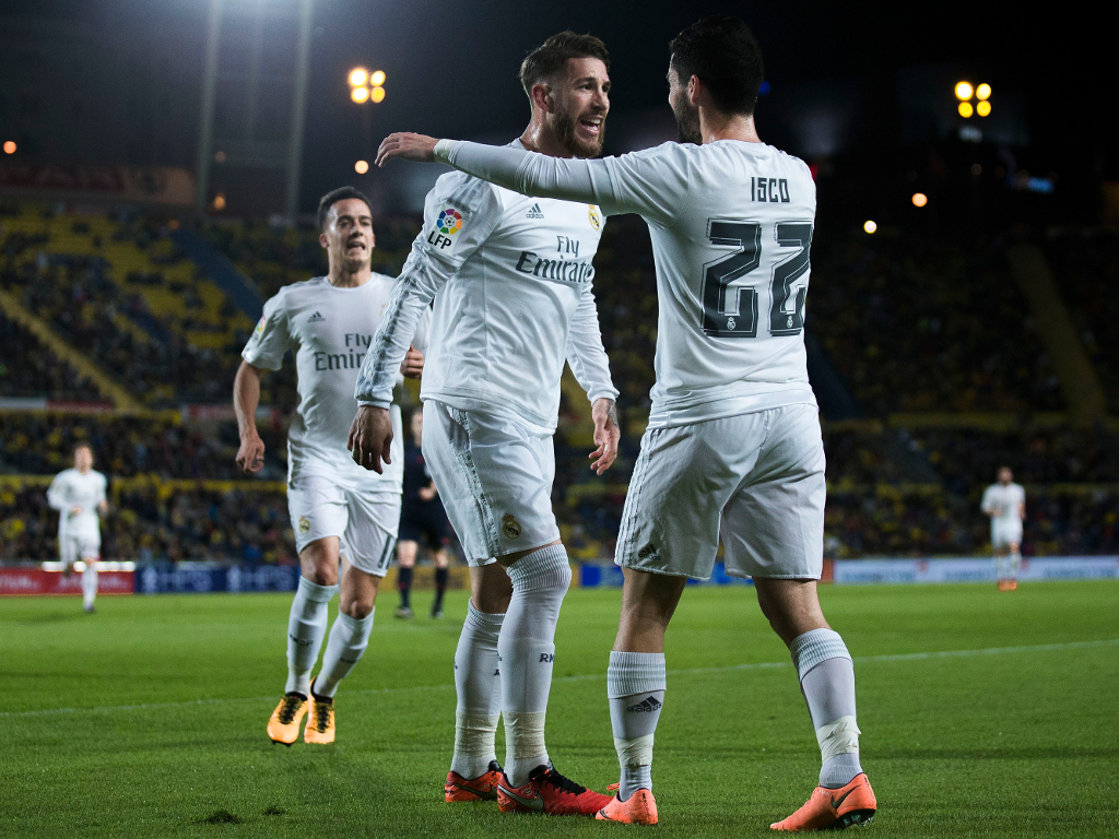 Ramos celebra gol con Isco