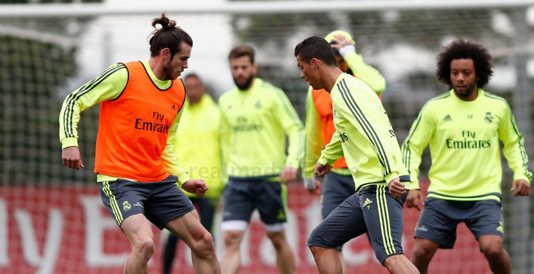 Cristiano Ronaldo y Bale en un entrenamiento 2016