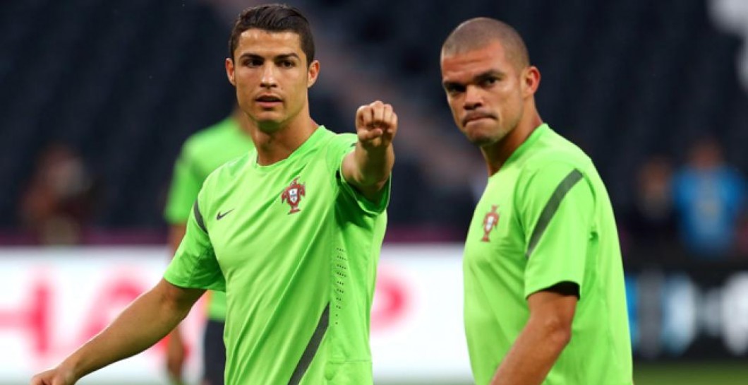 Pepe y Cristiano Ronaldo en un entrenamiento con Portugal