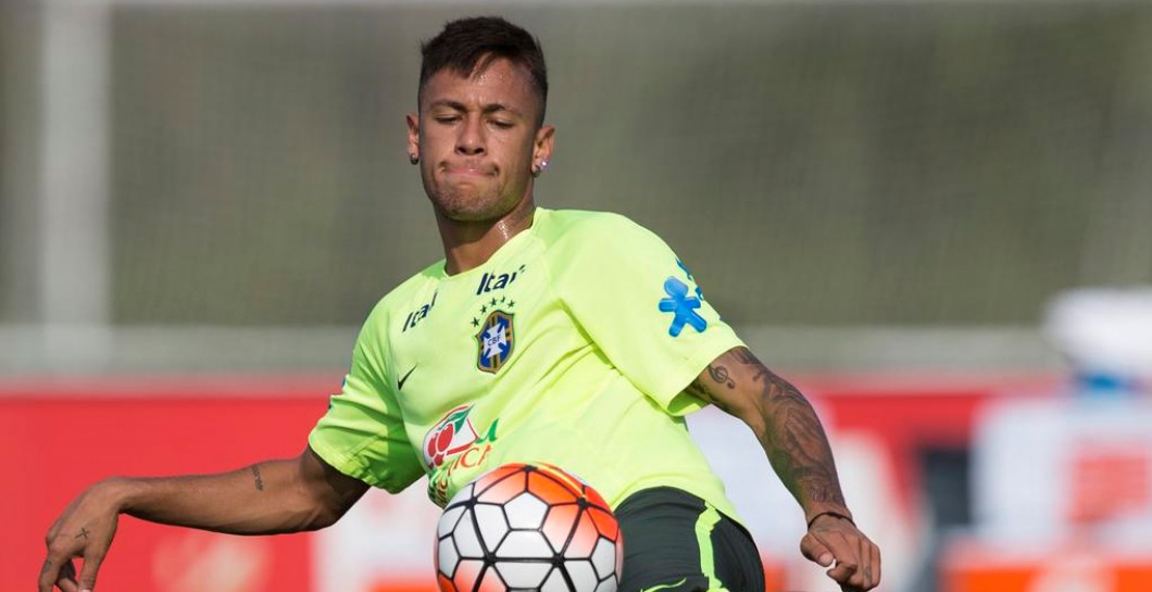 Neymar, en un entrenamiento con la selección de Brasil