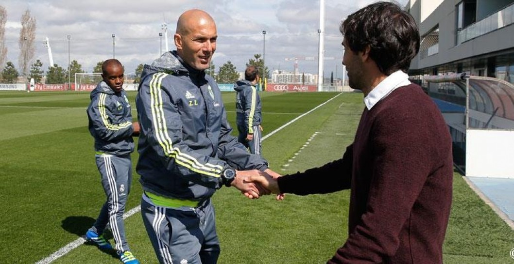 Raúl, Zidane, saludo
